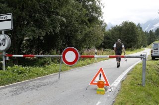 D'autres éboulements et laves torrentielles ne peuvent être exclus ces prochains jours dans le Lötschental (archives). KEYSTONE/JEAN-CHRISTOPHE BOTT