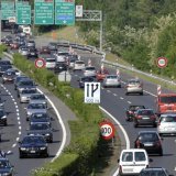 Une tour de contrôle gérera à l'avenir le trafic sur les routes et autoroutes de l'agglomération Lausanne-Morges (archives). Keystone/LAURENT GILLIERON