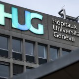 Les HUG ont mandaté un audit externe afin de faire la lumière sur des soupçons de racisme au sein d'un département (archives). KEYSTONE/MARTIAL TREZZINI