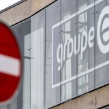 L'énergéticien de Granges-Paccot avait déjà supprimé près de 70 postes en fin d'année dernière et pratiquement 170 au printemps. (archive) KEYSTONE/JEAN-CHRISTOPHE BOTT