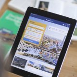 Pour le directeur de l'association Hotelleriesuisse, Christian Hürlimann, Booking.com est à la fois "une bénédiction et une malédiction". Le patron de la faîtière concède que les petits établissements n'ont guère d'autre alternative pour s'assurer une petite place sur un marché très concurrentiel. KEYSTONE/GAETAN BALLY