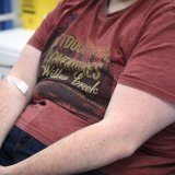 La proportion d'adolescents en surpoids stagne depuis 2010. KEYSTONE/LAURENT GILLIERON