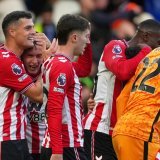 Granit Xhaka (à gauche) a été décisif lundi avec Sunderland. KEYSTONE/AP/Joanna Chan