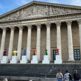 L'Assemblée nationale française a suspendu mercredi la réforme des retraites, qui porte progressivement de 62 à 64 ans l'âge légal de départ. Elle avait suscité une vaste mobilisation dans la rue. (archives) KEYSTONE/APA/APA/ESTHER HUBER