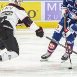 Derek Grant ouvre le score pour Zurich KEYSTONE/MICHAEL BUHOLZER