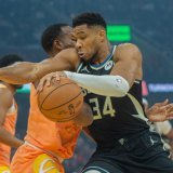 Giannis Antetokounmpo n'a pas fini le match contre Cleveland KEYSTONE/AP/Phil Long