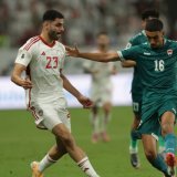 Amir Al-Ammari (à droite) a inscrit un but décisif pour l'Irak mardi KEYSTONE/EPA/ALI HAIDER