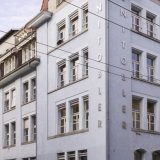 Le bâtiment Unitobler dans le quartier de Länggasse à Berne. Toute personne souhaitant étudier à Berne devra à l’avenir payer des frais d’inscription plus élevés. (archives) KEYSTONE/CHRISTIAN BEUTLER