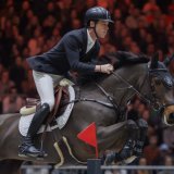 Scott Brash vainqueur de la finale du top 10 pour une poignée de centièmes. KEYSTONE/VALENTIN FLAURAUD