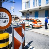 Chaque jour, plus de 4'000 travailleurs traversent la frontière à Saint-Gingolph en direction de la Riviera vaudoise et du Chablais