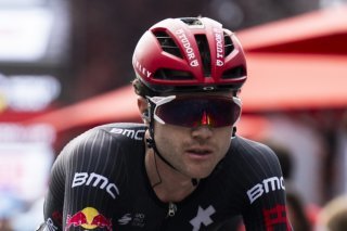 Marc Hirschi s'est adjugé le sprint pour la 2e place lors de la Gran Piemonte. KEYSTONE/GIAN EHRENZELLER