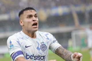 La joie de Lautaro Martinez après la victoire de l'Inter face au Hellas Vérone KEYSTONE/EPA/EMANUELE PENNACCHIO