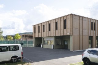 Le cas a été détecté dans le centre fédéral d'asile d'Embrach (ZH) (archives). KEYSTONE/CHRISTIAN BEUTLER