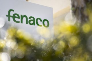 La société coopérative agricole bernoise Fenaco augmente sa masse salariale totale de 1% pour 2026. (archive) KEYSTONE/ANTHONY ANEX