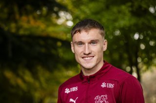 Michel Aebischer pourrait remplacer Remo Freuler samedi à Bâle. KEYSTONE/JEAN-CHRISTOPHE BOTT