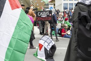 La manifestation en soutien à la Palestine organisée à Sion a été marquée par 34 interpellations (archives). KEYSTONE/CYRIL ZINGARO