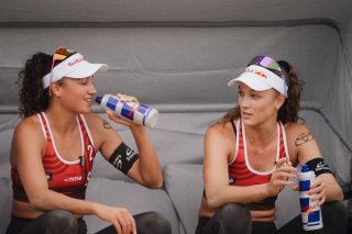 Les soeurs Vergé-Dépré ont gagné leurs deux premiers matches aux Mondiaux KEYSTONE/DPA/MARIUS BECKER