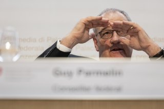 Selon Guy Parmelin, il va falloir patienter quelques jours avant de voir les nouveaux tarifs entrer en vigueur. KEYSTONE/ALESSANDRO DELLA VALLE