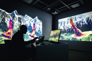 Johan Gaume a développé avec l'aide de collègues un nouveau modèle 3D. KEYSTONE/MICHAEL BUHOLZER