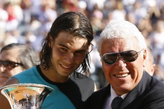 Nicola Pietrangeli (ici à Rome en 2007 au côté de Rafael Nadal) est décédé à 92 ans KEYSTONE/AP/ALESSANDRA TARANTINO
