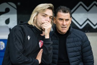 Barthélémy Constantin en discussions avec Didier Tholot.