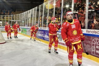 Arnaud Riat et certains coéquipiers lors de la victoire en National Cup contre Arosa