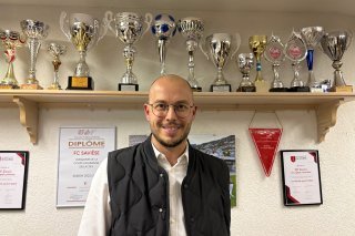 Joé Courtine reprendra les rênes du FC Savièse dès le 1er janvier 2026, entouré d'un nouveau comité.