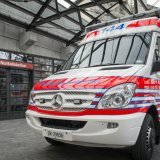 Chaque hiver, les blessures dues à des chutes ou à des accidents entraînent environ 22'000 hospitalisations d'urgence, soit 9% de plus que le reste de l'année (image symbolique). KEYSTONE/CHRISTIAN BEUTLER