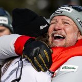 Stefan Abplanalp savoure pleinement la victoire de Malorie Blanc KEYSTONE/JEAN-CHRISTOPHE BOTT