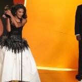 Olivia Dean a été élue révélation de l'année lors des 68es Grammy Awards. KEYSTONE/AP/Chris Pizzello