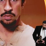 Bad Bunny a appelé à "mettre dehors" la police de l'immigration US, lors de la 68e édition des Grammy Awards. KEYSTONE/AP/Chris Pizzello