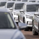 Les immatriculations de voitures neuves ont fléchi en Suisse et dans la principauté du Liechtenstein en 2025. (archive) KEYSTONE/ANTHONY ANEX