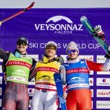 Tobias Baur (à droite), seul skieur suisse sur le podium à Veysonnaz vendredi