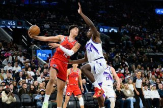 Yanic Konan Niederhäuser (à gauche) et les Clippers ont battu Utah jeudi KEYSTONE/AP/William Liang