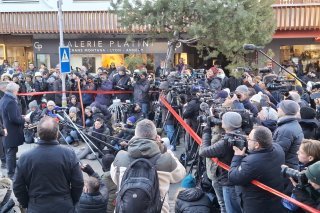 Tout ce qu a touché de près ou de loin le drame de Crans-Montana a été médiatisé. Mais Gastrovalais a préféré la retenu et le "no comment" jusqu'ici