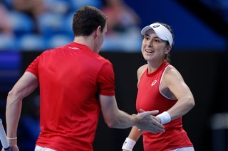 Belinda Bencic et Jakub Paul ont envoyé la Suisse dans le dernier carré. KEYSTONE/EPA/RICHARD WAINWRIGHT