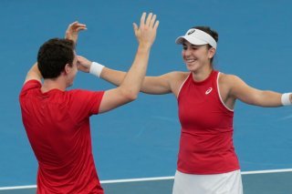 La joie du duo Bencic/Paul, qui a offert la qualification à la Suisse KEYSTONE/AP/Rick Rycroft