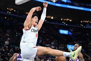Le Fribourgeois des Los Angeles Clipper Yanic Konan Niederhäuser a réalisé une belle performance face aux Wizards. KEYSTONE/AP/Wally Skalij