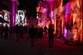 Le festival des Lumières a proposé cette année une vingtaine d'installations. KEYSTONE/ANTHONY ANEX