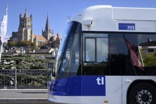 La fréquentation a continué de grimper l'an dernier pour les tl (image symbolique). KEYSTONE/LAURENT GILLIERON
