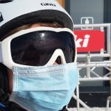 En 2020/2021, on skie masqué