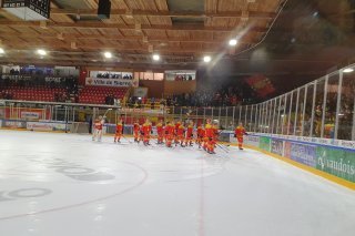 Le HC Sierre battu avec les honneurs par le HC Ajoie
