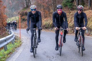 Kilian Frankiny (à g.), Simon Pellaud (au centre) et Sébastien Reichenbach