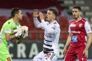 Kevin Fickentscher et le FC Sion valident leur succès contre Bâle sans prendre de but