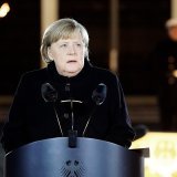 Angela Merkel prend congé de l'armée.