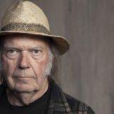 Spotify annonce vouloir prendre des mesures après un mouvement de boycott lancé par la légende du folk-rock Neil Young.