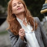 L'actrice française Isabelle Huppert, positive au Covid, ne va pas à la Berlinale mardi soir pour recevoir un Ours d'or d'honneur pour l'ensemble de sa carrière.