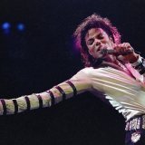 "Breaking News", "Monster" et "Keep Your Head Up" apparaissent dans la compilation "Michael", sortie en 2010, un an et demi après la mort de Michael Jackson (archives).