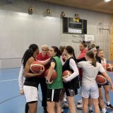 L'équipe d'Hélios soudée avant l'entraînement