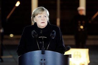 Angela Merkel prend congé de l'armée.